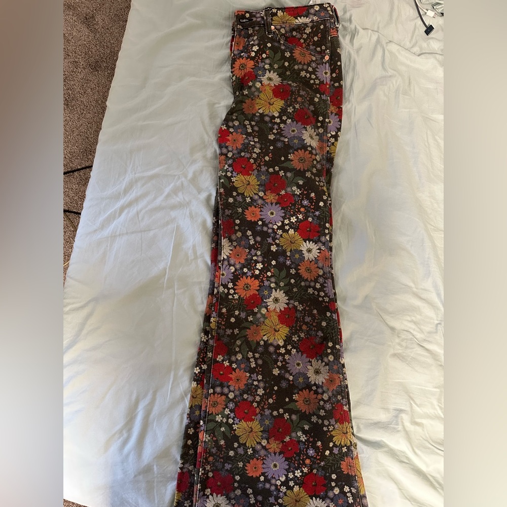 Wrangler flower flare jeans